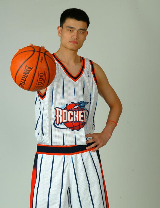 任何小小的 任何小小的