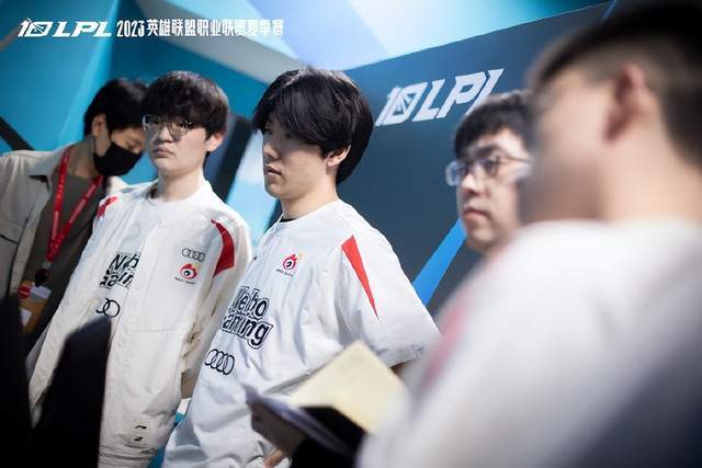 自己的国家 自己的国家