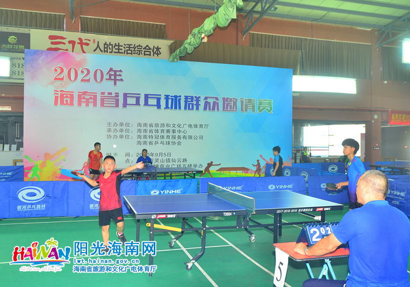 队在球员引 队在球员引