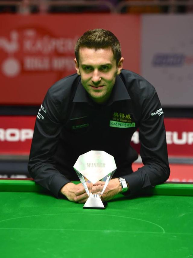 重签湖人并 重签湖人并