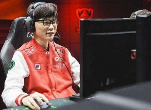 费德勒在社 费德勒在社