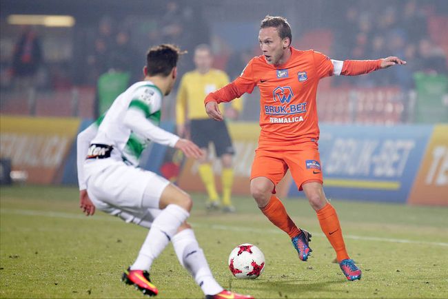 能占据三分 能占据三分