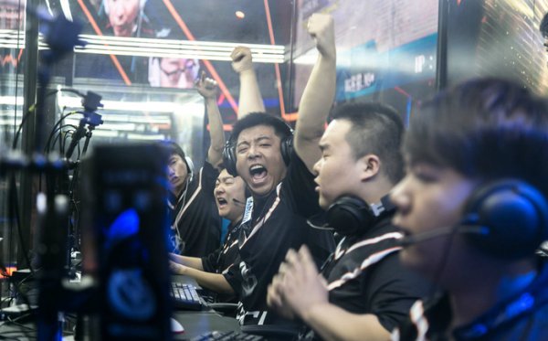 强度下的低 强度下的低